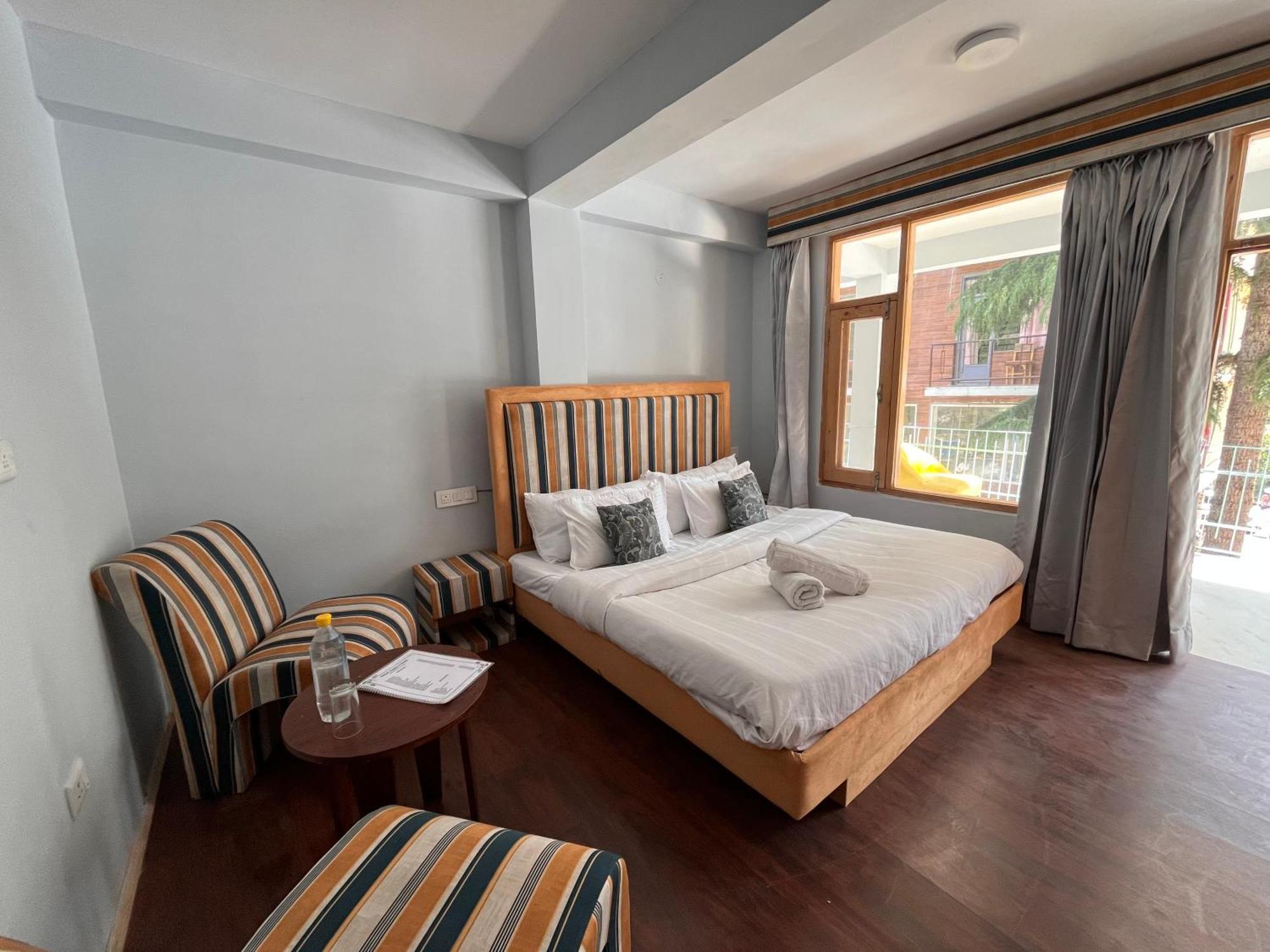 Hotel English Rose, #Personal Parking, #Petfriendly, #Garden, #Bonfire Under The Stars Manāli Esterno foto