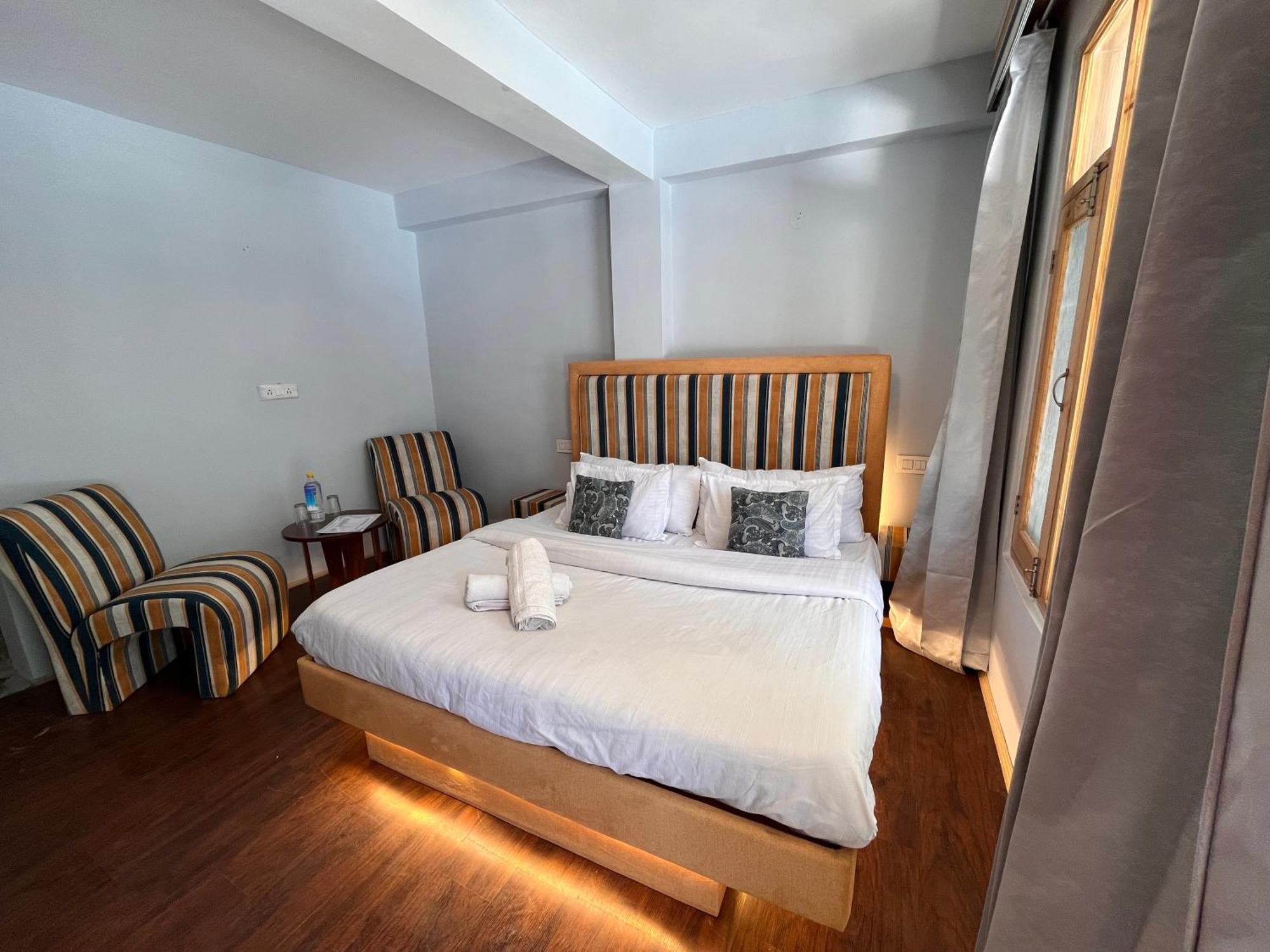 Hotel English Rose, #Personal Parking, #Petfriendly, #Garden, #Bonfire Under The Stars Manāli Esterno foto
