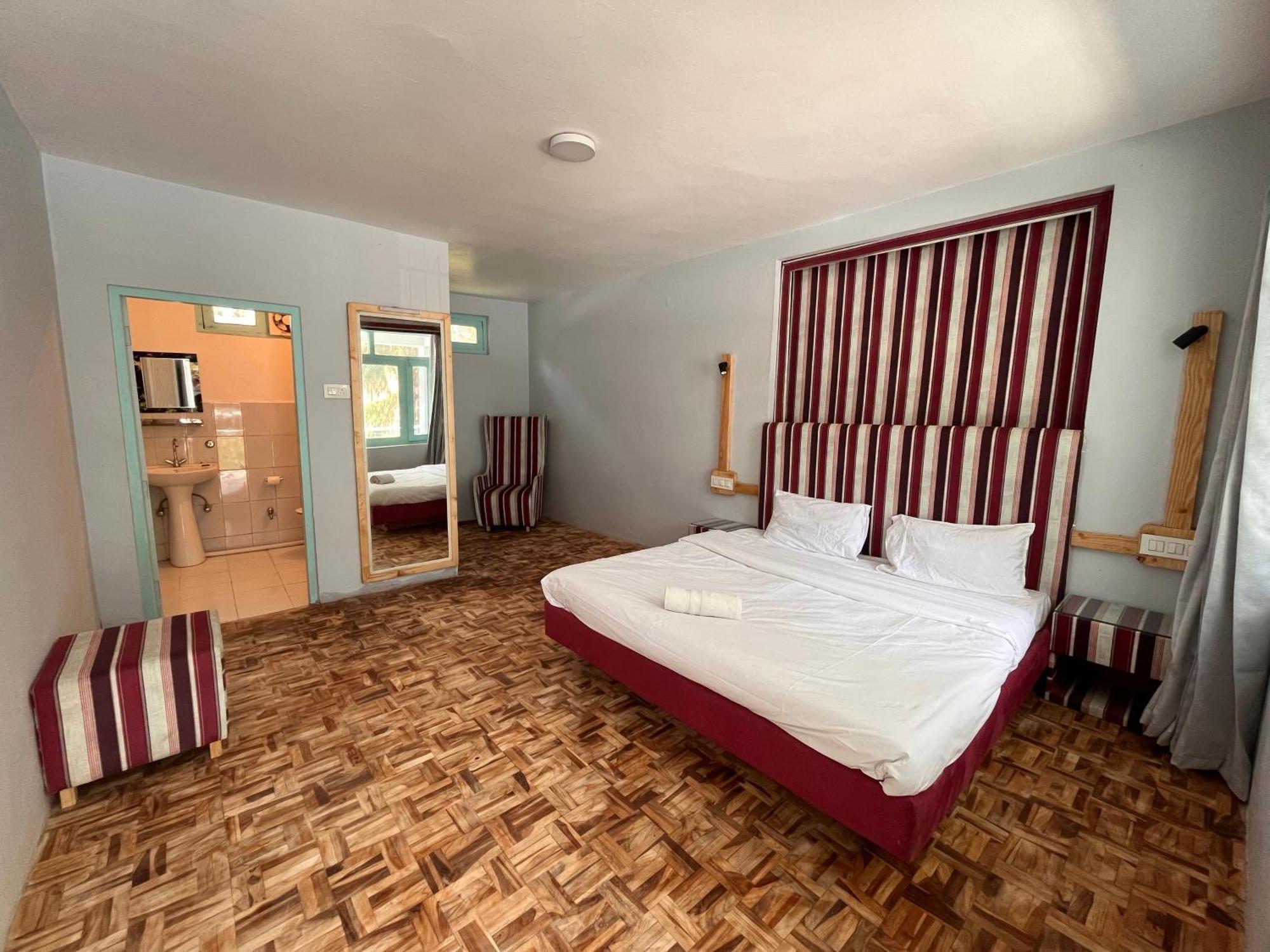 Hotel English Rose, #Personal Parking, #Petfriendly, #Garden, #Bonfire Under The Stars Manāli Esterno foto