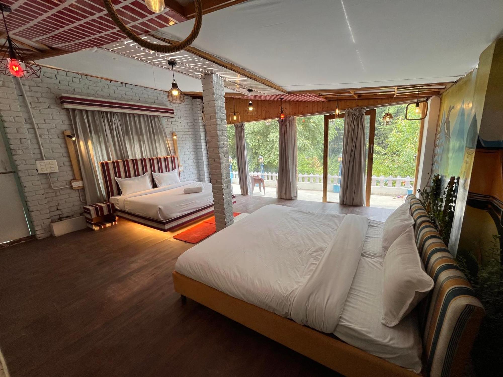 Hotel English Rose, #Personal Parking, #Petfriendly, #Garden, #Bonfire Under The Stars Manāli Esterno foto