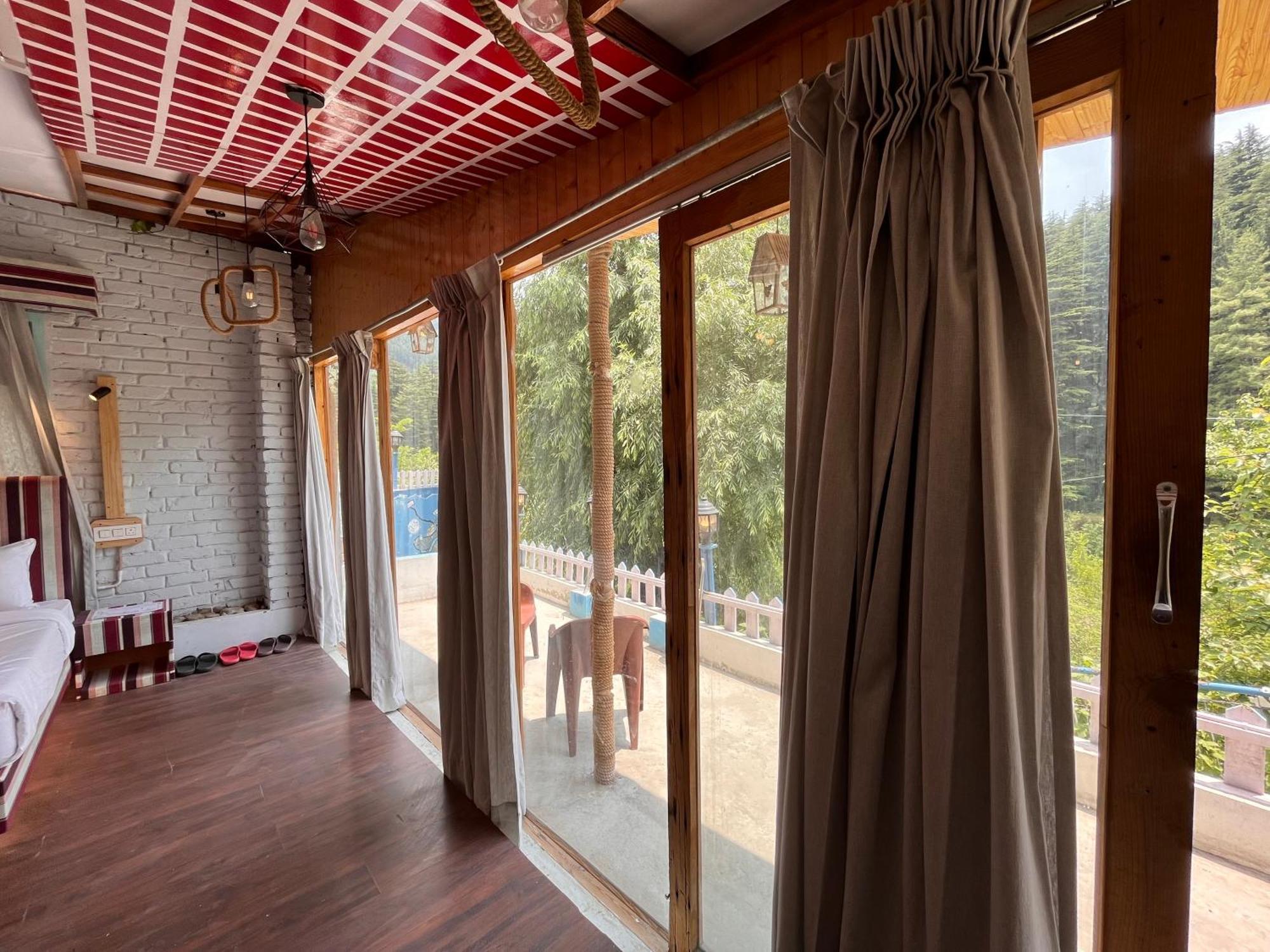 Hotel English Rose, #Personal Parking, #Petfriendly, #Garden, #Bonfire Under The Stars Manāli Esterno foto