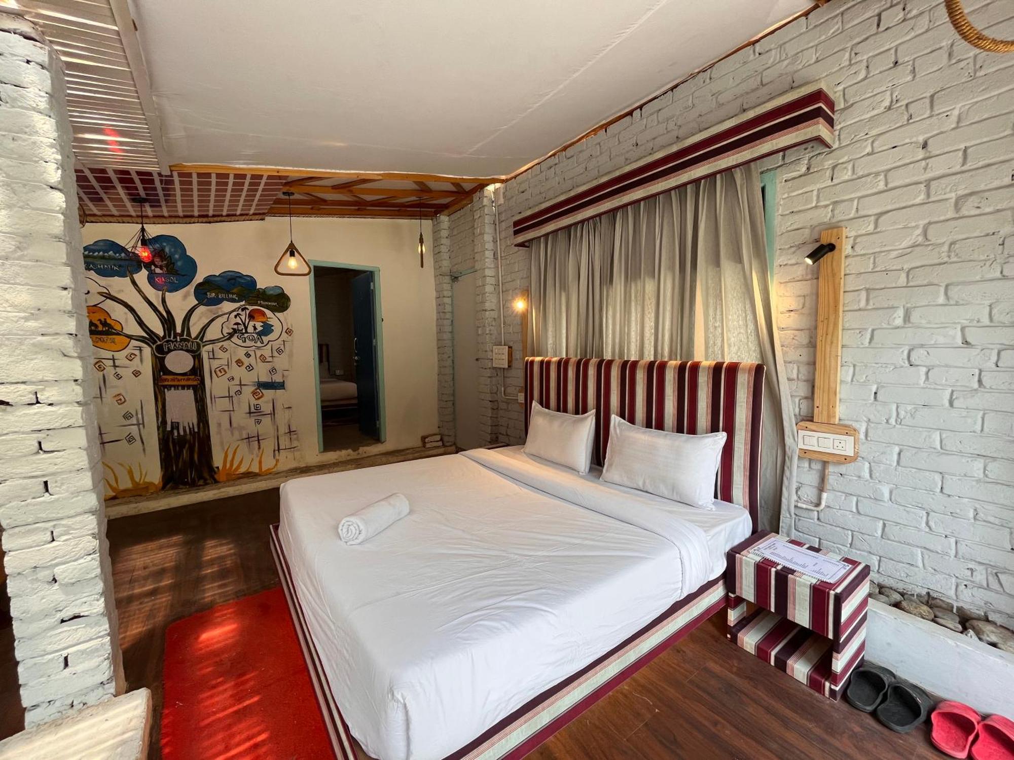 Hotel English Rose, #Personal Parking, #Petfriendly, #Garden, #Bonfire Under The Stars Manāli Esterno foto
