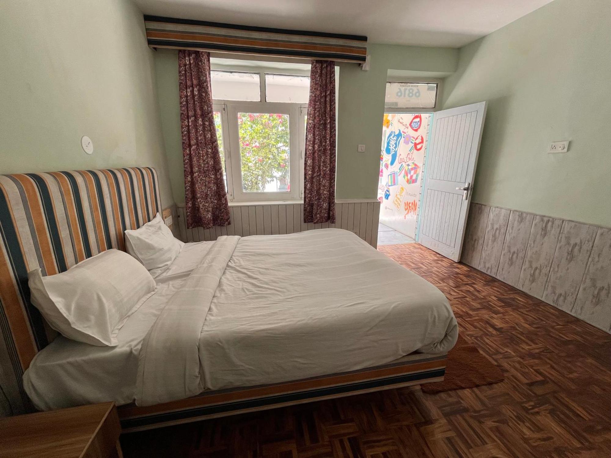 Hotel English Rose, #Personal Parking, #Petfriendly, #Garden, #Bonfire Under The Stars Manāli Esterno foto