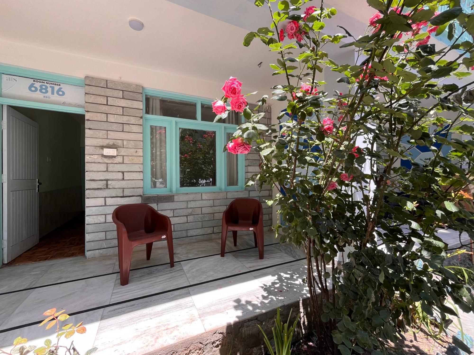 Hotel English Rose, #Personal Parking, #Petfriendly, #Garden, #Bonfire Under The Stars Manāli Esterno foto
