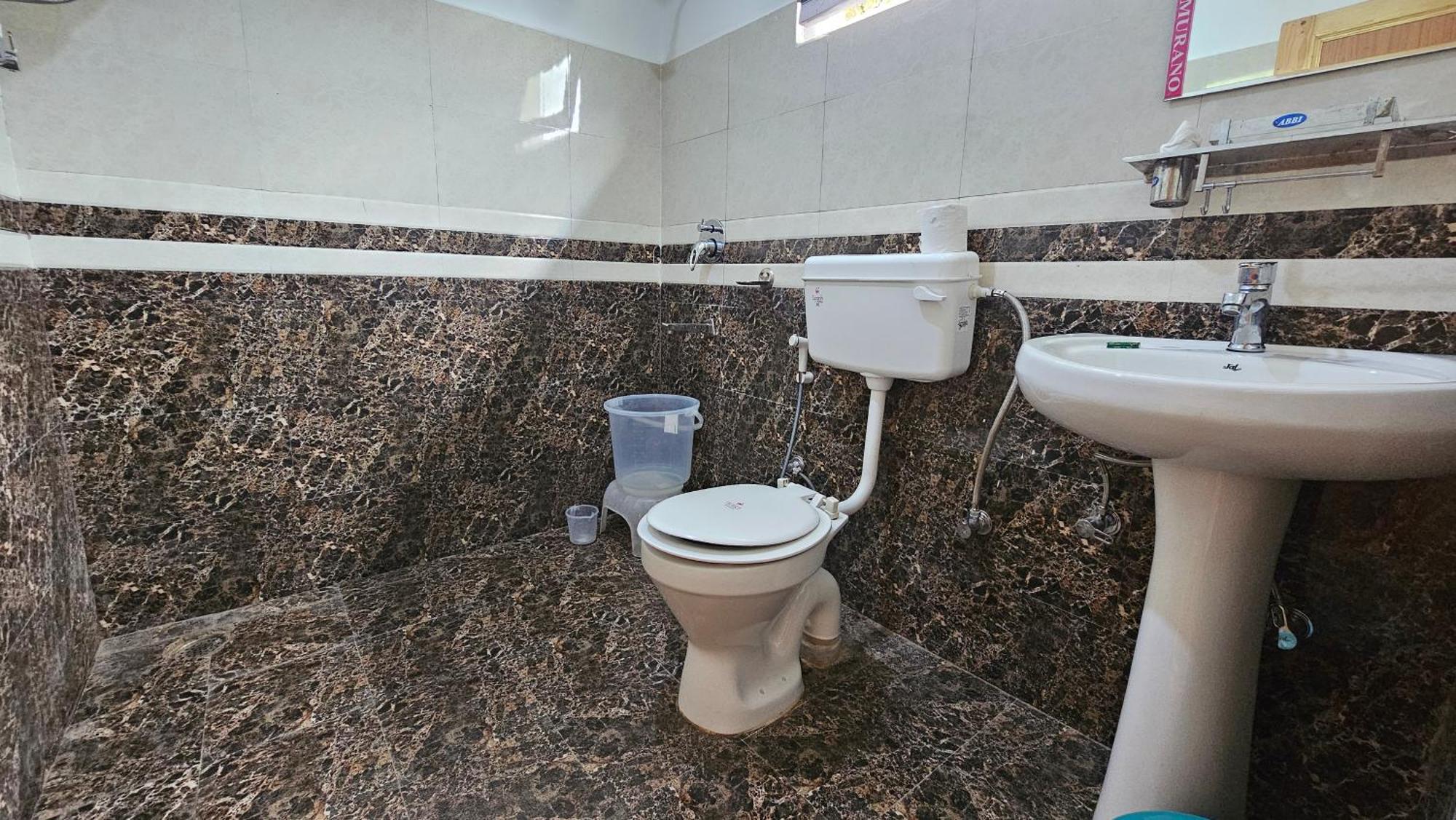 Hotel English Rose, #Personal Parking, #Petfriendly, #Garden, #Bonfire Under The Stars Manāli Esterno foto