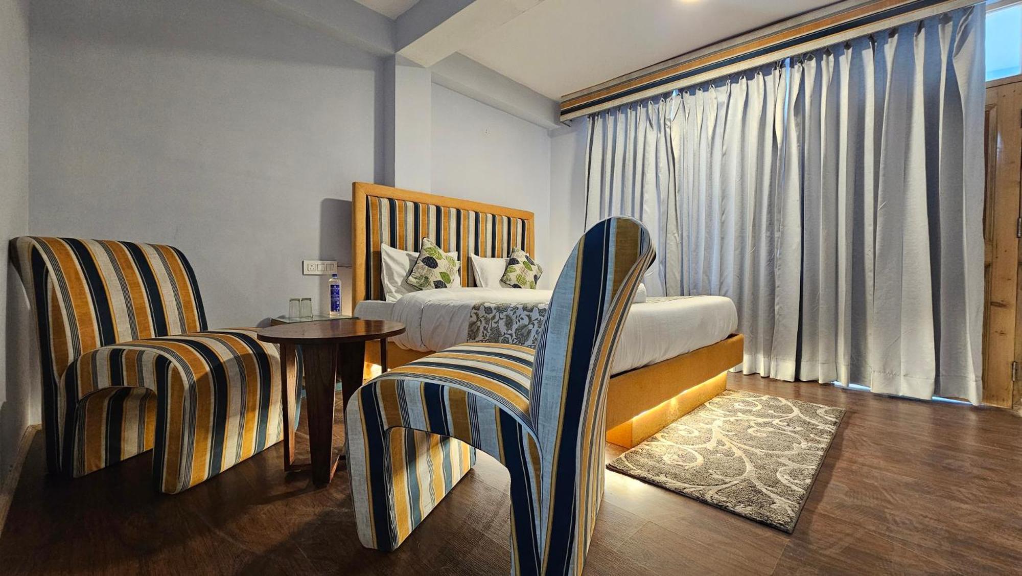 Hotel English Rose, #Personal Parking, #Petfriendly, #Garden, #Bonfire Under The Stars Manāli Esterno foto