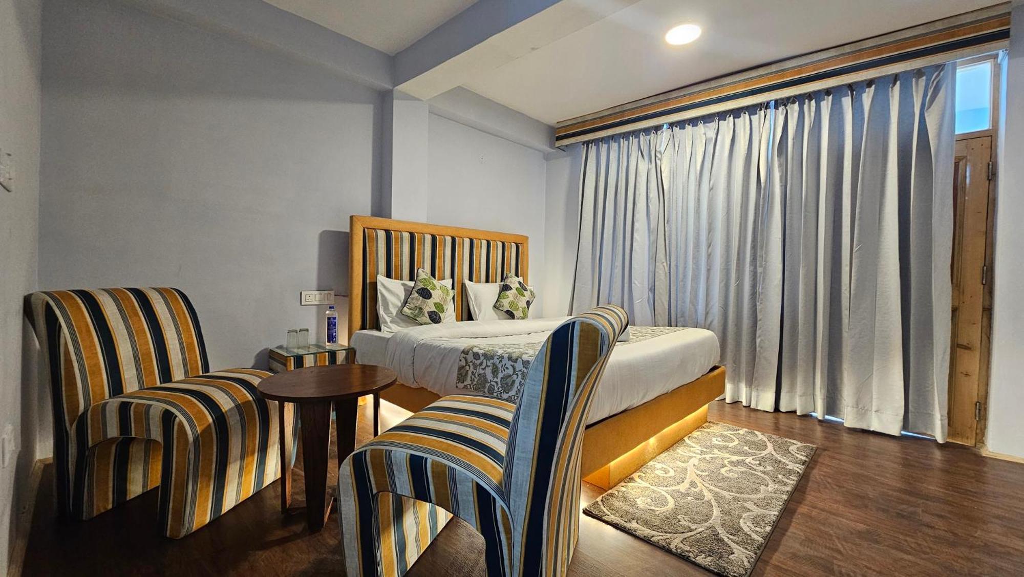 Hotel English Rose, #Personal Parking, #Petfriendly, #Garden, #Bonfire Under The Stars Manāli Esterno foto