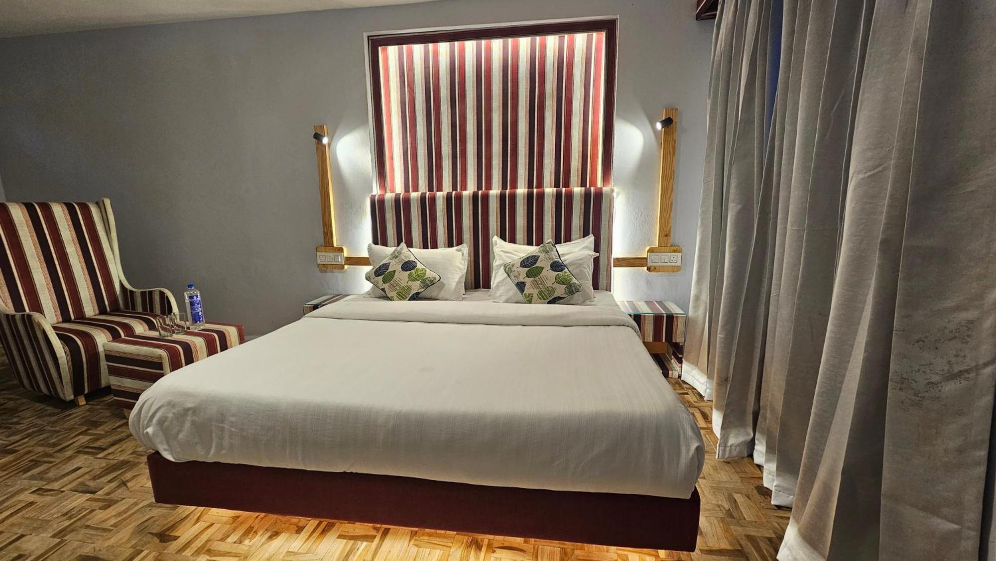 Hotel English Rose, #Personal Parking, #Petfriendly, #Garden, #Bonfire Under The Stars Manāli Esterno foto