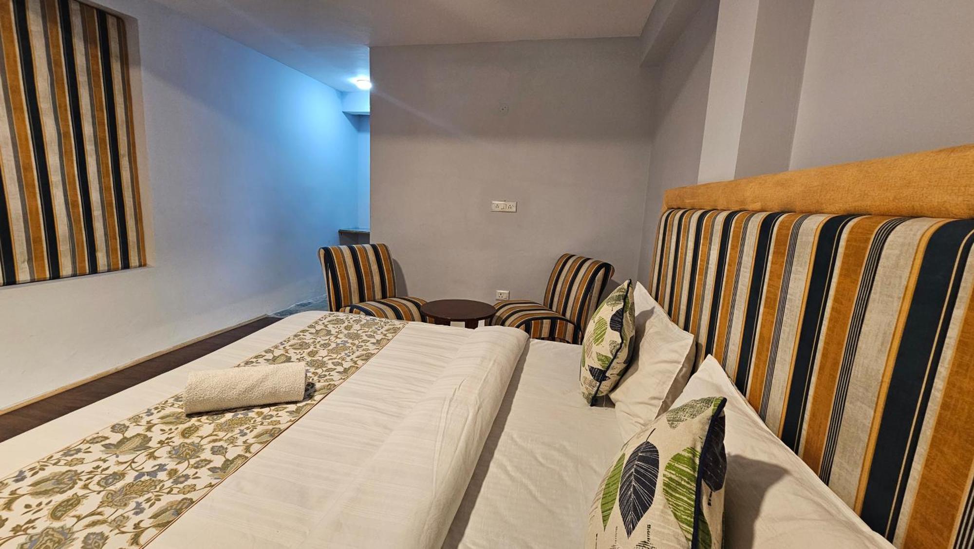 Hotel English Rose, #Personal Parking, #Petfriendly, #Garden, #Bonfire Under The Stars Manāli Esterno foto